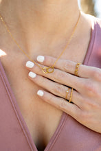 Load image into Gallery viewer, 18K Gold Interlocked Rings Necklace