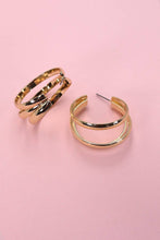 Load image into Gallery viewer, Medium Size Triple Hoop Earring