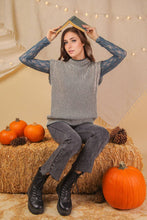 Load image into Gallery viewer, Two Tone Ribbed Knit Sweater Vest