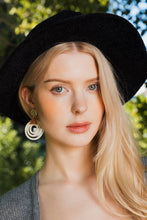 Load image into Gallery viewer, Bohemian Rattan Circle Drop Earrings