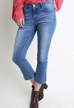 Load image into Gallery viewer, Umgee Stonewashed Split Seam Flare Jeans