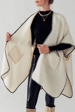 Load image into Gallery viewer, Cream &amp; Black Stitch Kimono