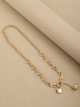 Load image into Gallery viewer, Chunky Chain Lock Charm Necklace