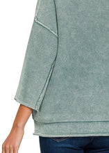 Load image into Gallery viewer, Washed Boxy Sweater