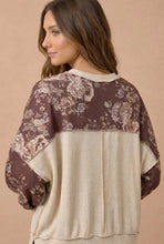 Load image into Gallery viewer, Brown &amp; Oatmeal Color Block Floral Pullover Knit Top