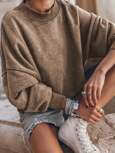 Load image into Gallery viewer, Drop Shoulder Crew Neck Pullover Sweatshirt