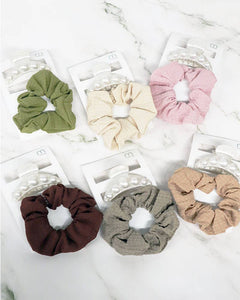 Textured Scrunchie and Claw Clip Set