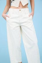 Load image into Gallery viewer, Ecru Wide Leg Capri Pant