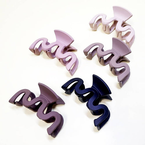 Matte Color Wavy Shaped Hair Claw Clip