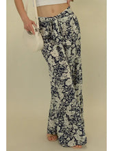 Load image into Gallery viewer, Navy &amp; Ivory Floral Print Wide Leg Pant