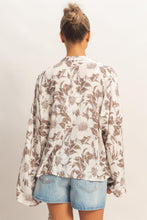 Load image into Gallery viewer, Lightweight Floral Kimono Top