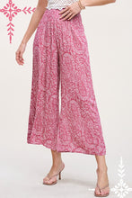 Load image into Gallery viewer, Berry &amp; Cream Smocked Waist Pant