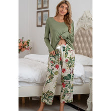 Load image into Gallery viewer, Floral Loungewear Set